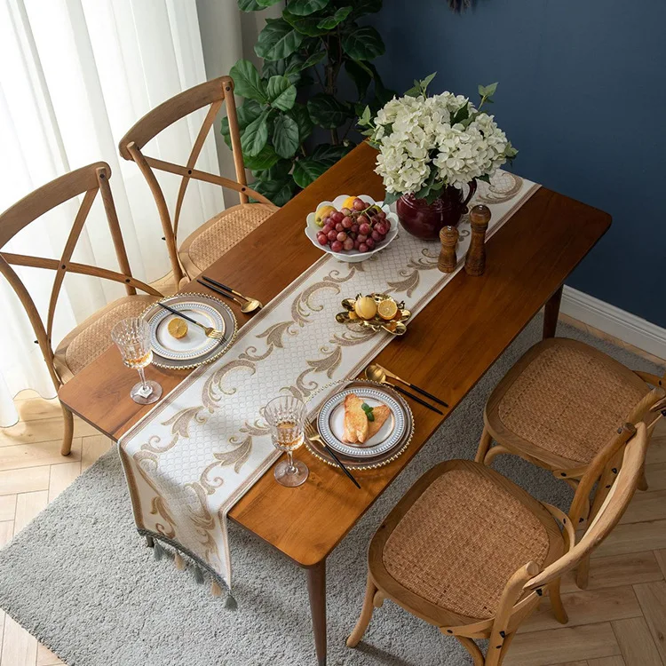 

High-end European retro flower table runner tassel household table cloth polyester table cloth fabric table runner