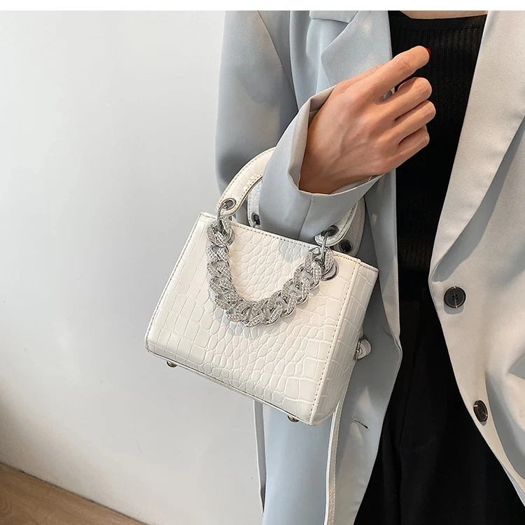 

Mini Tote Bag Niche Design Sense Bags Western Style Pearl Handbag Bag Female Summer Messenger Chain Bag