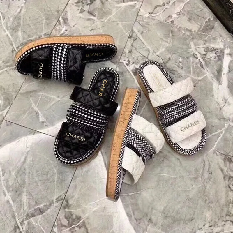 

2021 summer new theCHAREI Italian counter flat bottom slippers full of personality same women's shoes for big high quality