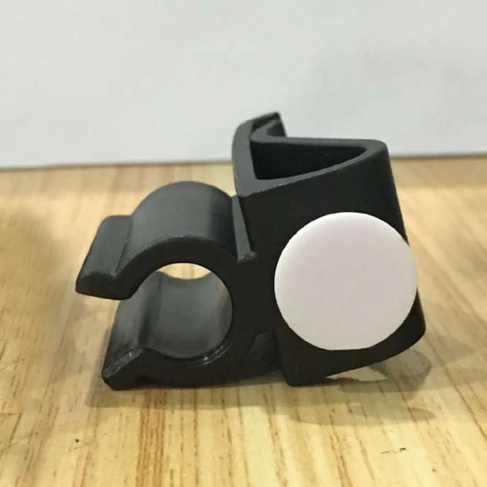 

Black Tool Clip On Durable Practical Ball Marking Plastic Grips Accessories Training Equipment Golf Putter Holder