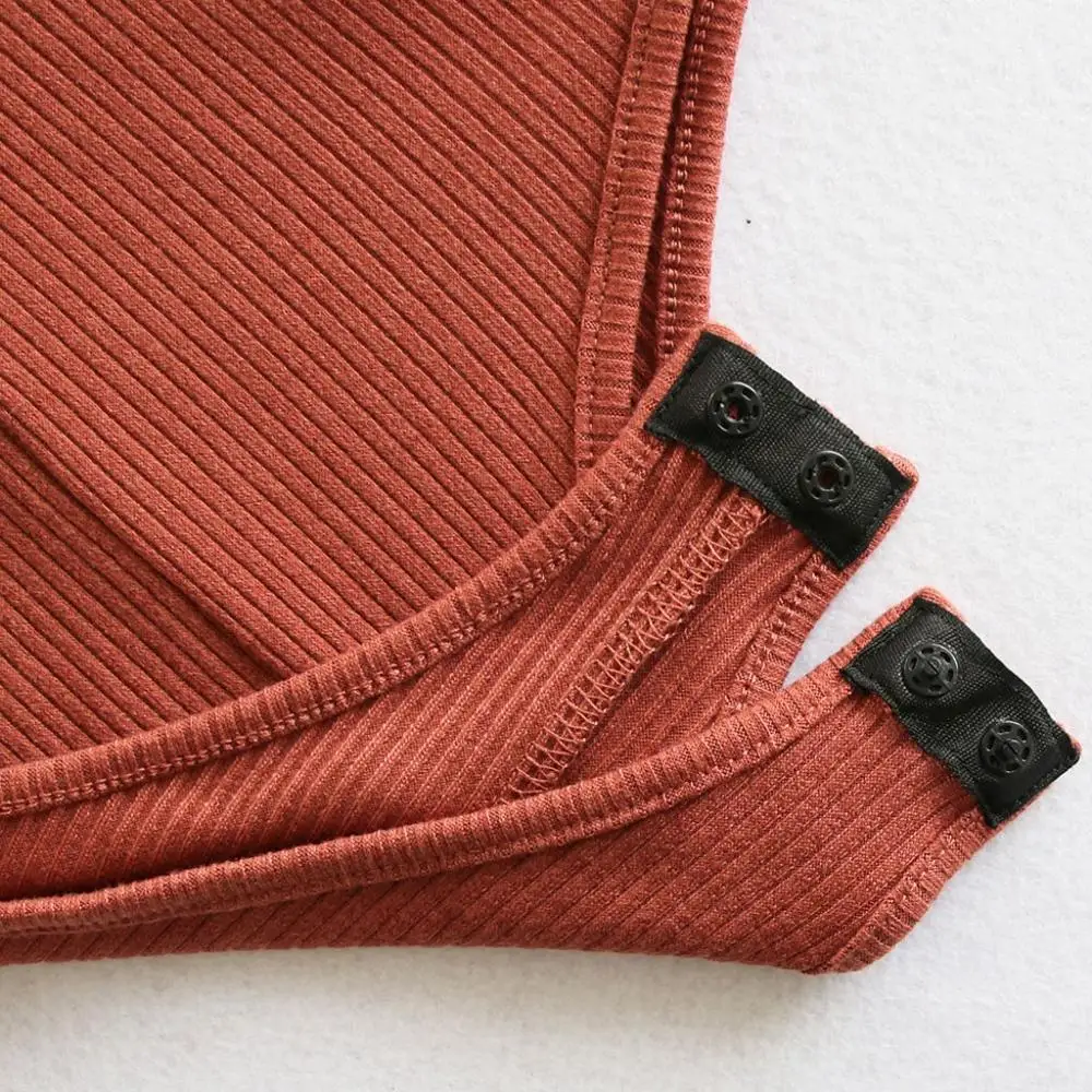 Женское трикотажное боди с длинным рукавом однотонное облегающее на молнии