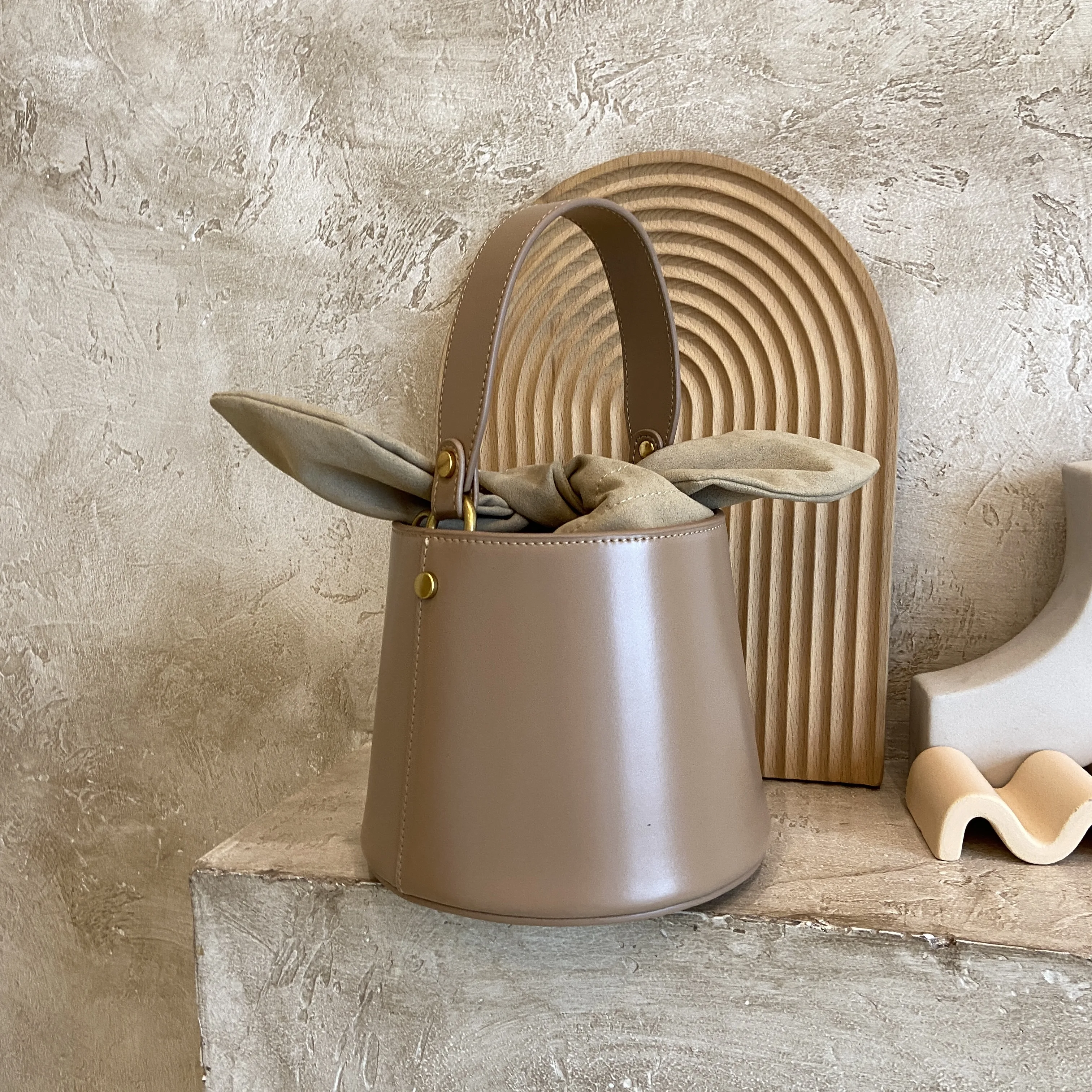 

Женская сумка из натуральной кожи в стиле ретро, роскошные винтажные дамские сумочки на ремне, мешок-тоут через плечо