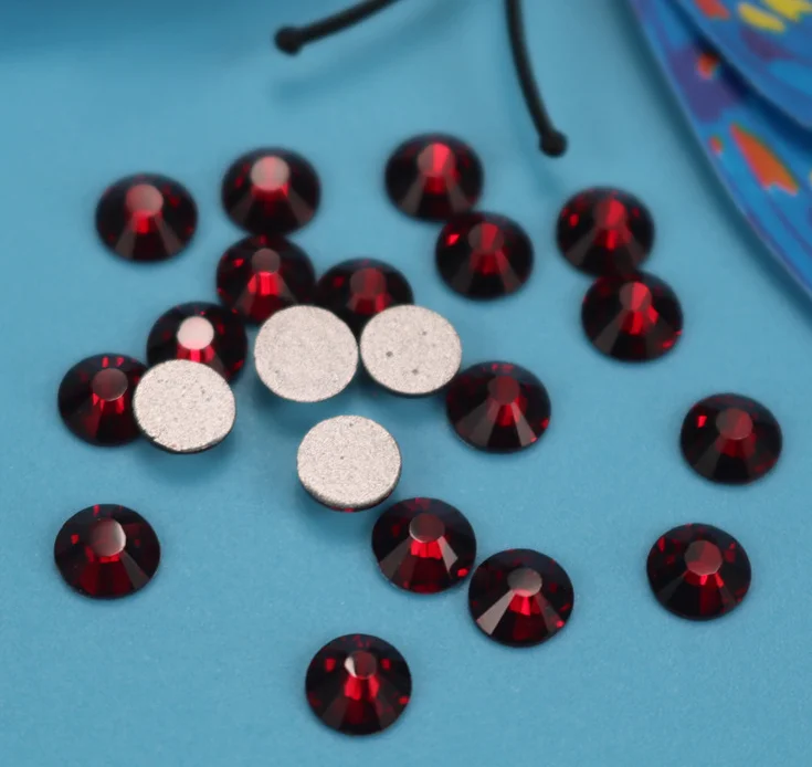 Блестящие Стразы для ногтей размера s5 Dark siam с плоским задником и тканевой