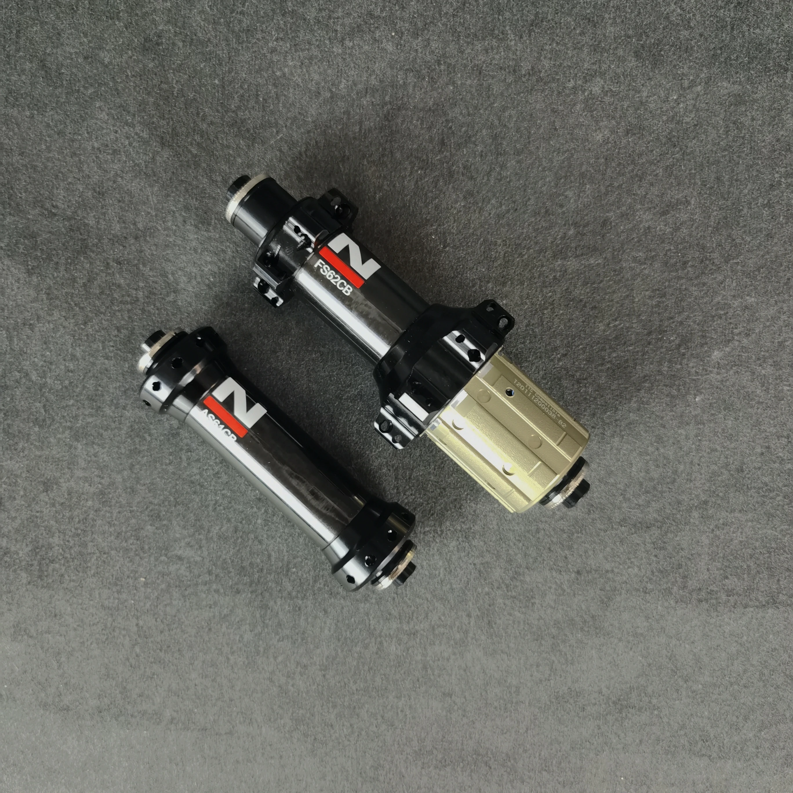 Новатек AS61CB FS62CB дорожный мотоцикл герметичный Подшипник Ступицы 20/24 отверстия