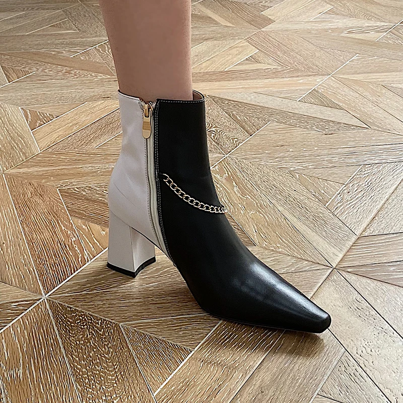 

2020 Unique design Genuine leather Ankle boots Women boots High heels Fashion boots Metal chain New winter Women shoes