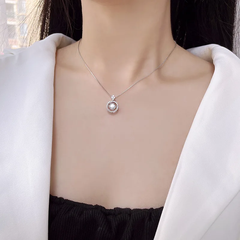 

Smart Moissan Diamond Pendant Female S925 Sterling Silver Beating Heart Clavicle Chain Fashion Simulation Diamond Necklace