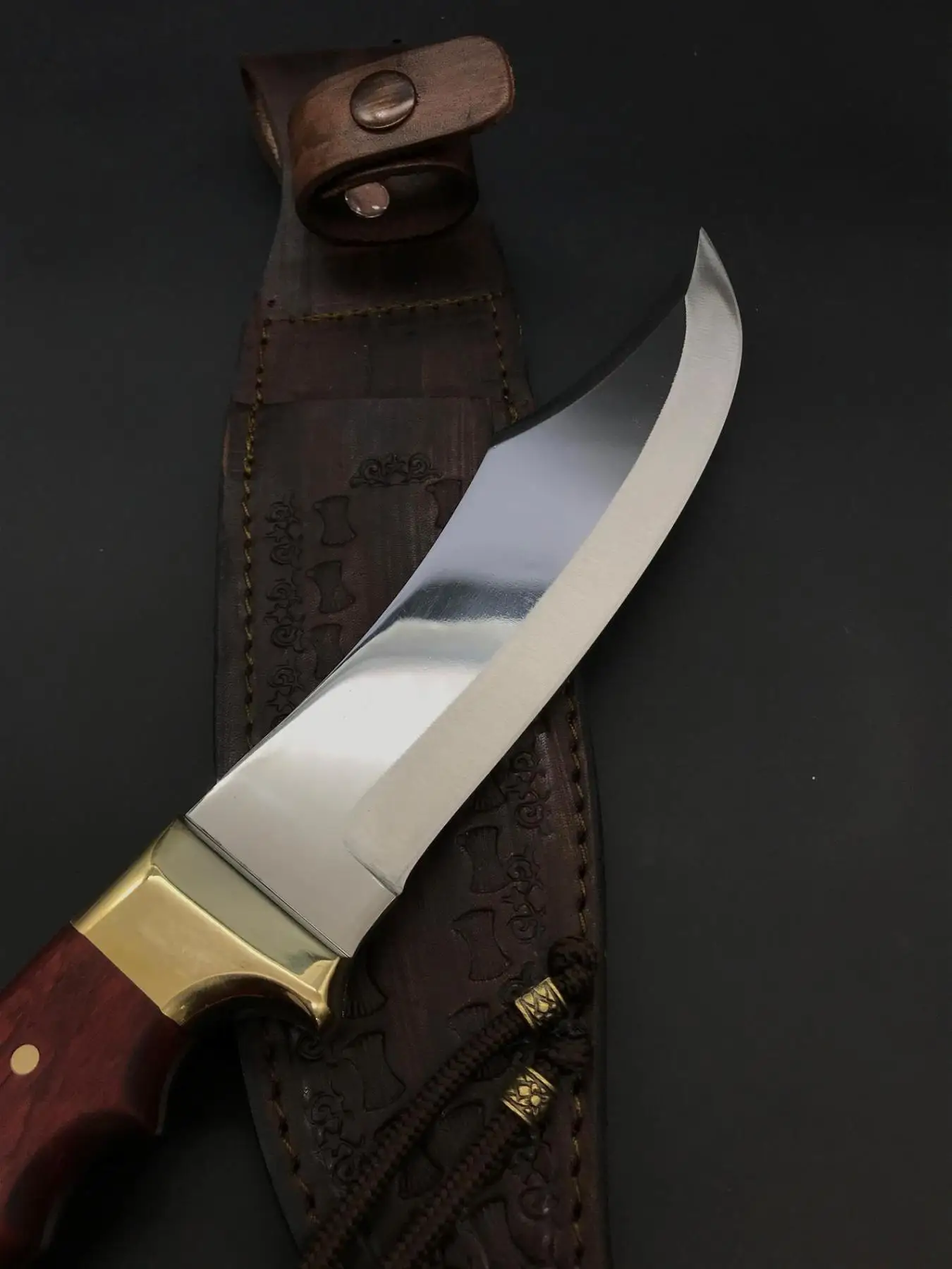 

Handmade Camping Knife (No. 2) BB48-2