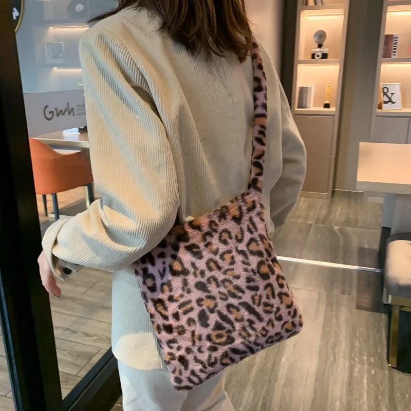 

New Arrive 2020 Women Plush Shoulder Bags Girls Leopard Casual Messenger Bags Crossbody Bags
