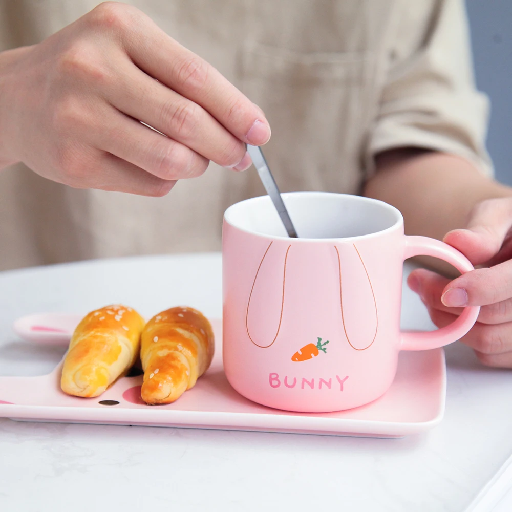 

Cute Nordic Cup saucer Luxury Pink Simple Ceramic Cup Creative High Quality Spoon Ceramica taza cafe Afternoon Coffee Tea Cup E6