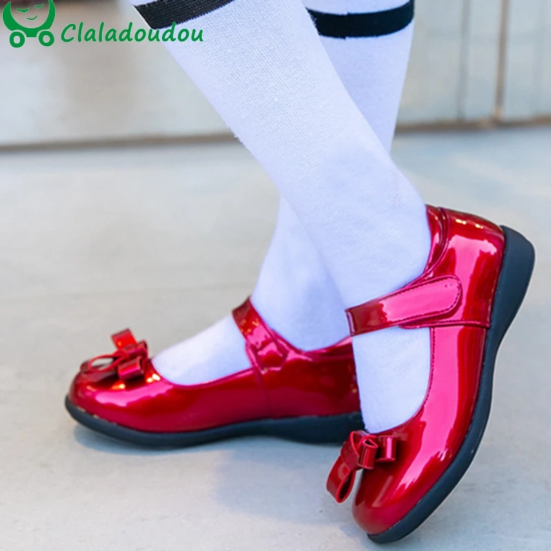 

Яркая обувь из лакированной кожи для девочек-подростков, брендовая однотонная обувь розового, красного, черного цвета на плоской подошве, о...