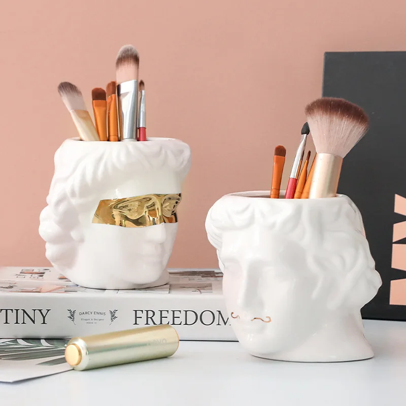 

Nordic luxury ceramic David head desktop makeup brush barrel eyebrow pencil lip gloss eye shadow beauty brush storage box