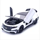 Модель автомобиля komaro из сплава acousto модель автомобиля 1: 32, модель автомобиля, украшения, детские игрушки, подарок на день рождения, белая машина