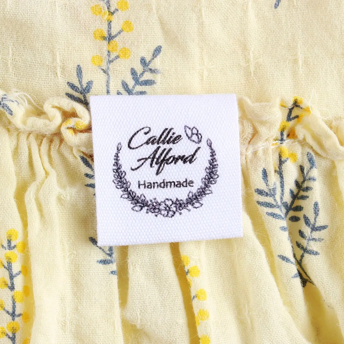 

25*70mm Cotton With Logo or Text Sewing accessori Label,tags for knitted things,Custom,Personalizada,handmade label,gift tags