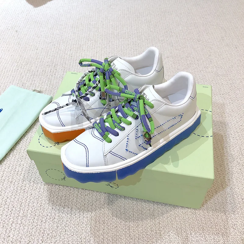 

2021 Floating Arrow Low-top Sneakers Women Men Designer Shoes WHITE Leather Street Chic Trend Sneakers Skatebording Shoes Woman