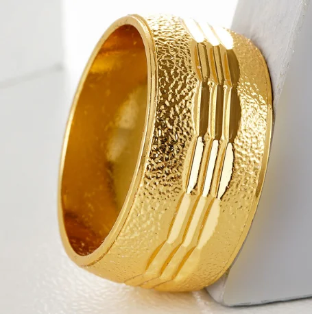 

Женское серебряное кольцо YGU73