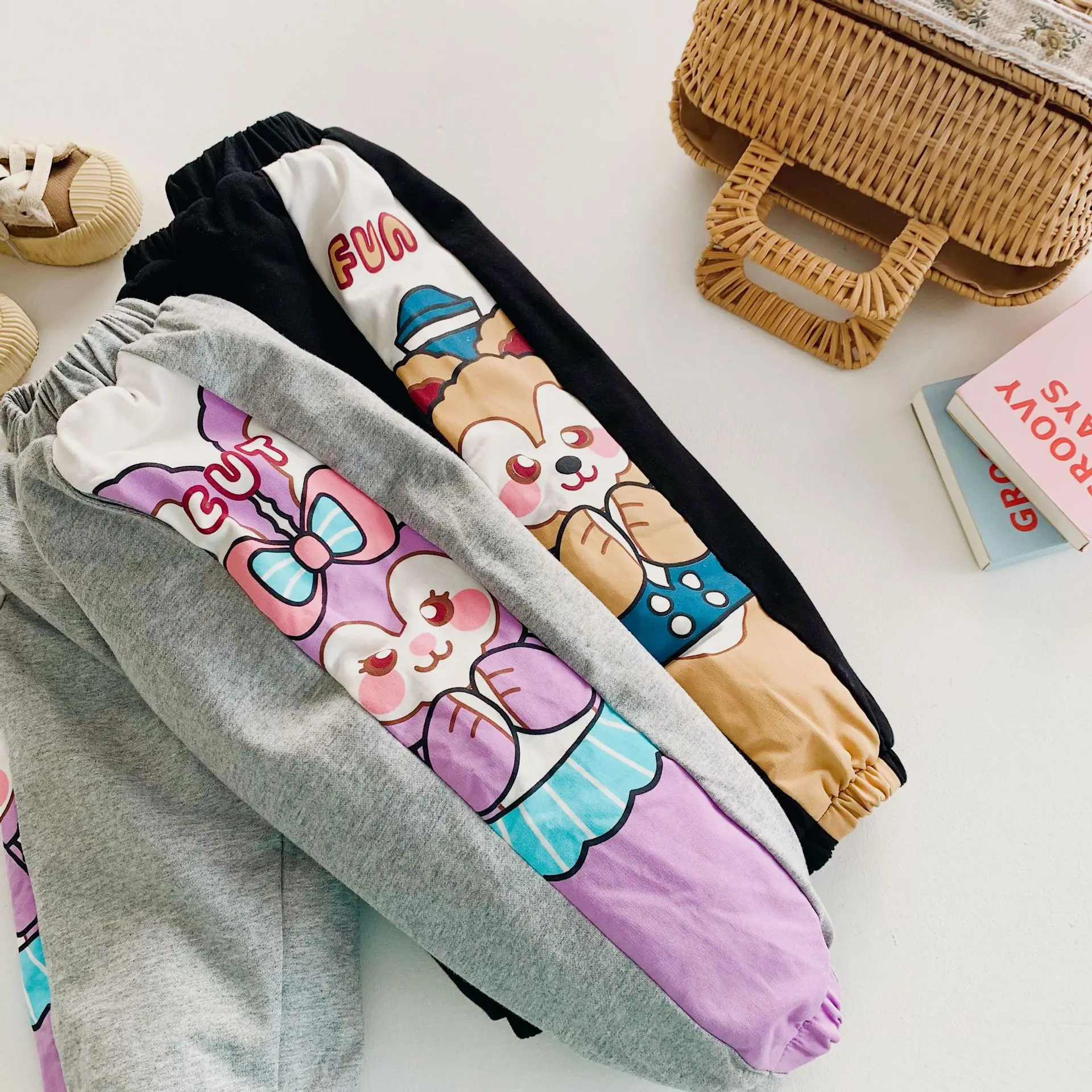 

Winter Boys' and Girls' Lovely Bear Rabbit Inner Plush Warm and Versatile Casual Pants