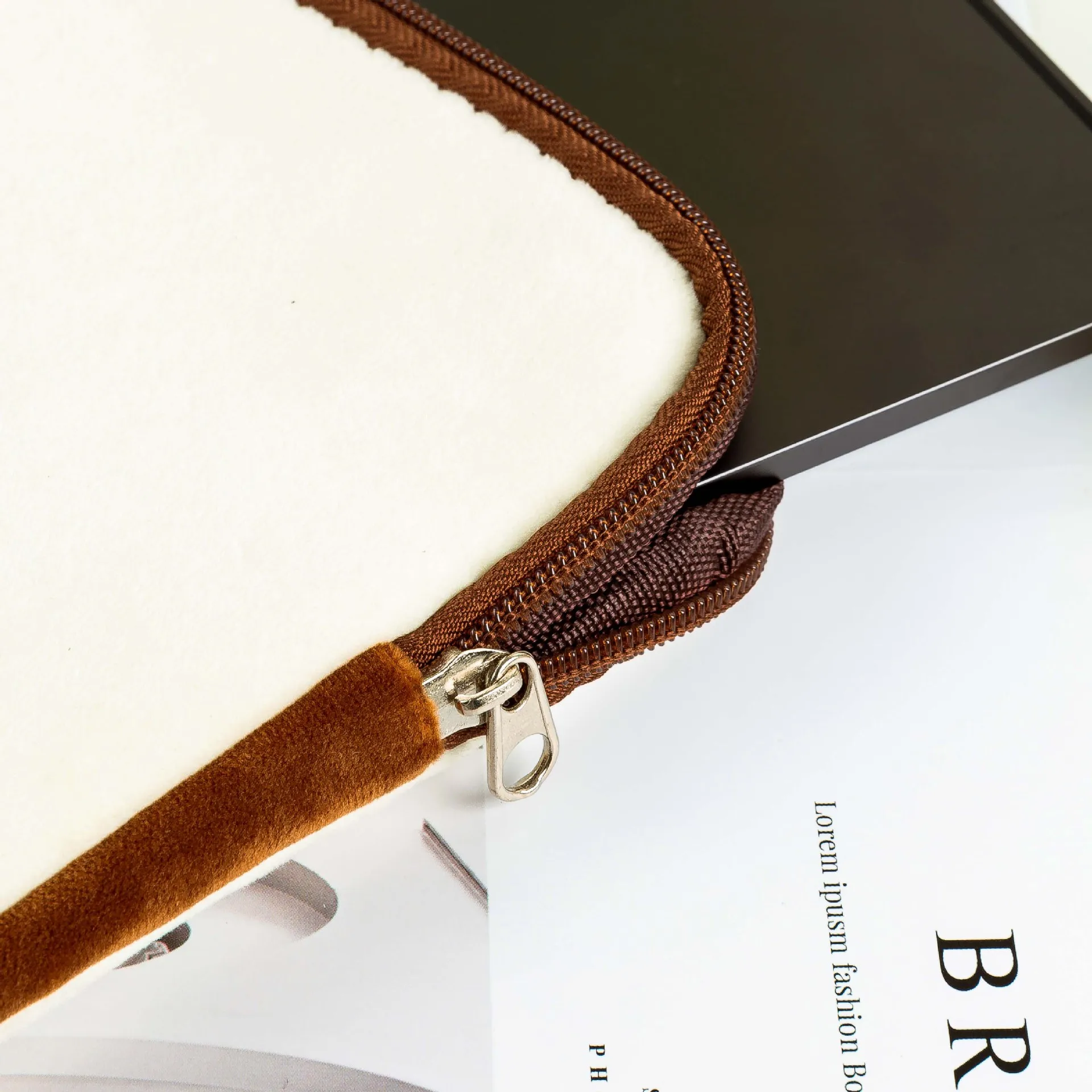 

Cute Tablet Ipad Case Sleeve Pouch Bag For iPad Air Pro 9.7 10.5 11 Inch Fashion Korean Ins Bear Rabbit Dog Laptop Inner Bag
