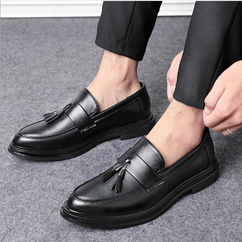 

Men's leather shoes men's casual shoes men's patent leather business shoes men's wedding shoes men's British business dress shoe