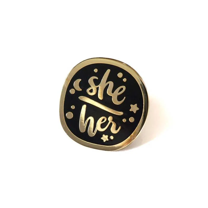 

Sale She/Her Hard Enamel Pins Starry Letter Round Brooches Fashion Black Sky Metal Pronoun Pin Badges Jewelry Accessories 2021