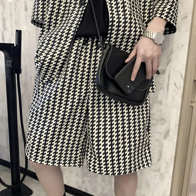 

Summer Short Sleeve Suit Men's Korean Fashion Loose Business Casual Suit Shorts Men's Streetwear Social Suit Two-piece Men M-2XL