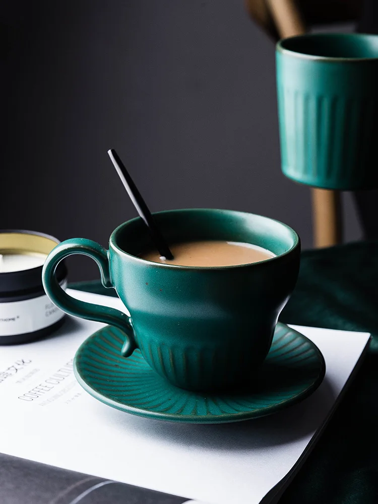 Luxury Vintage Porcelain Coffee Cup Set European Creative High Tea Cups with Handle Tazas De Ceramica Home Drinkware CC50CC | Дом и сад