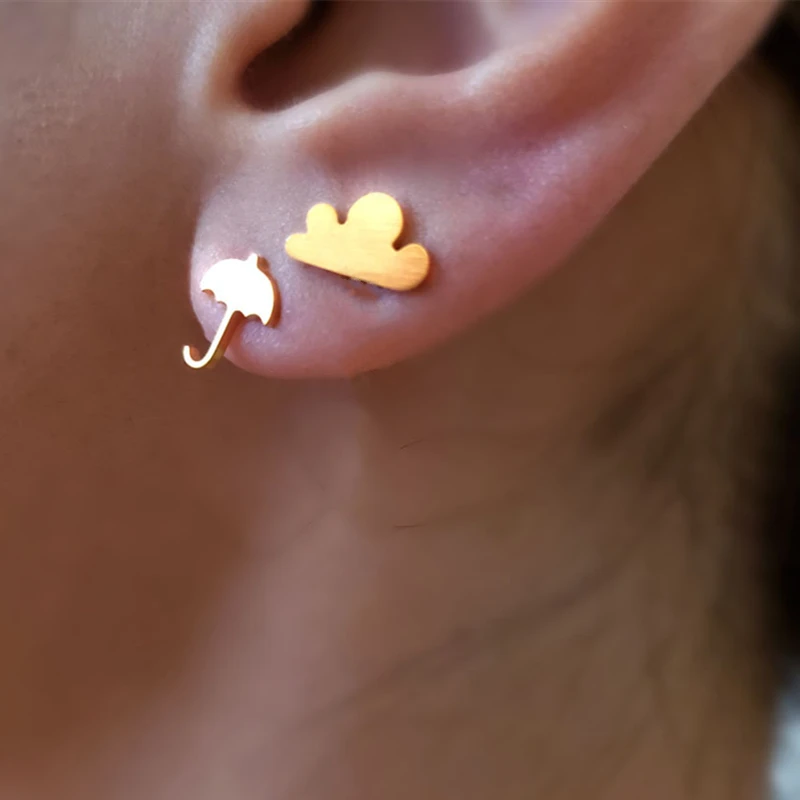 Женские асимметричные серьги гвоздики с облаками и зонтиками милые корейские из