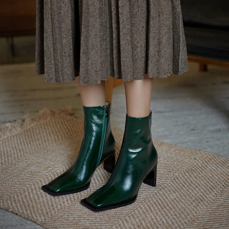 

Perixir/женские ботильоны; Обувь из натуральной кожи для женщин; Ботинки с квадратным носком на высоком каблуке; Сезон осень-зима; Цвет черный, з...