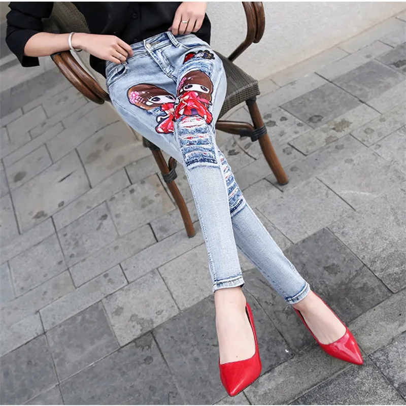 Джинсы с вышивкой из мультфильма Эластичные узкие брюки-карандаш дырками и