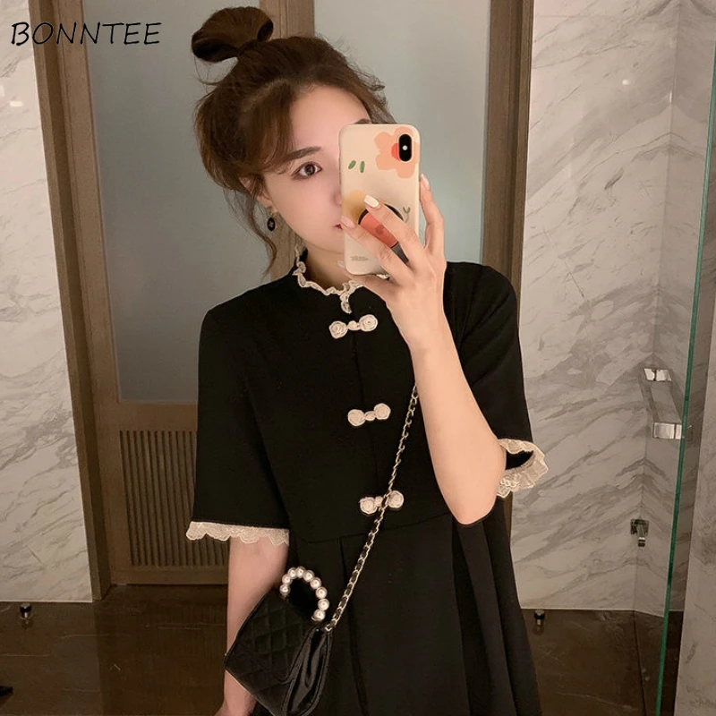 

Платье женское кружевное средней длины с воротником-стойкой