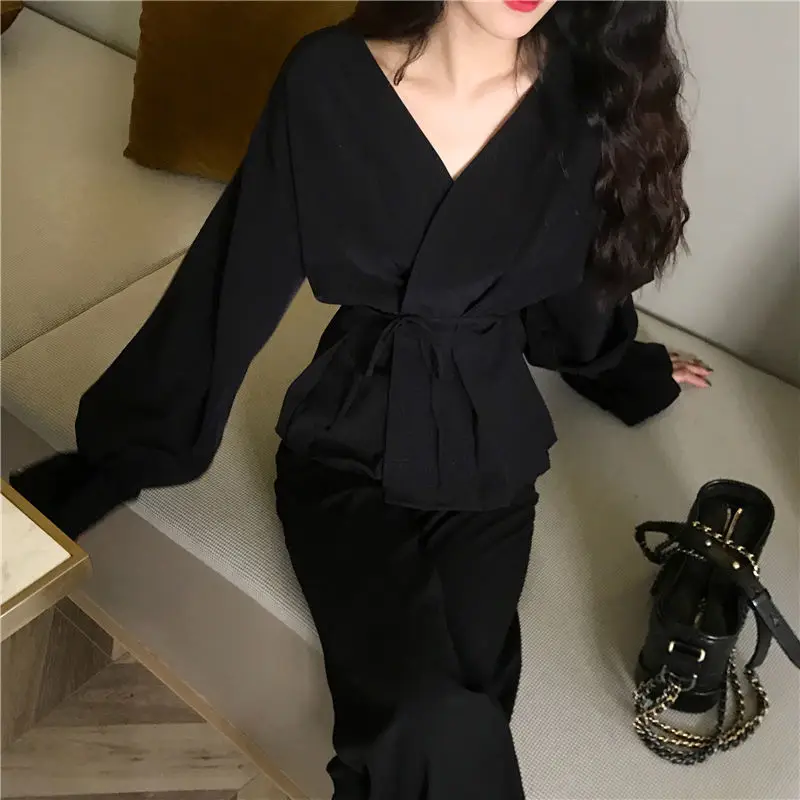

Spring Autumn V-neck Temperament Waist Bandage Trumpet Sleeve Loose Shirt Korean Style Long-sleeved Shirt Female Trend