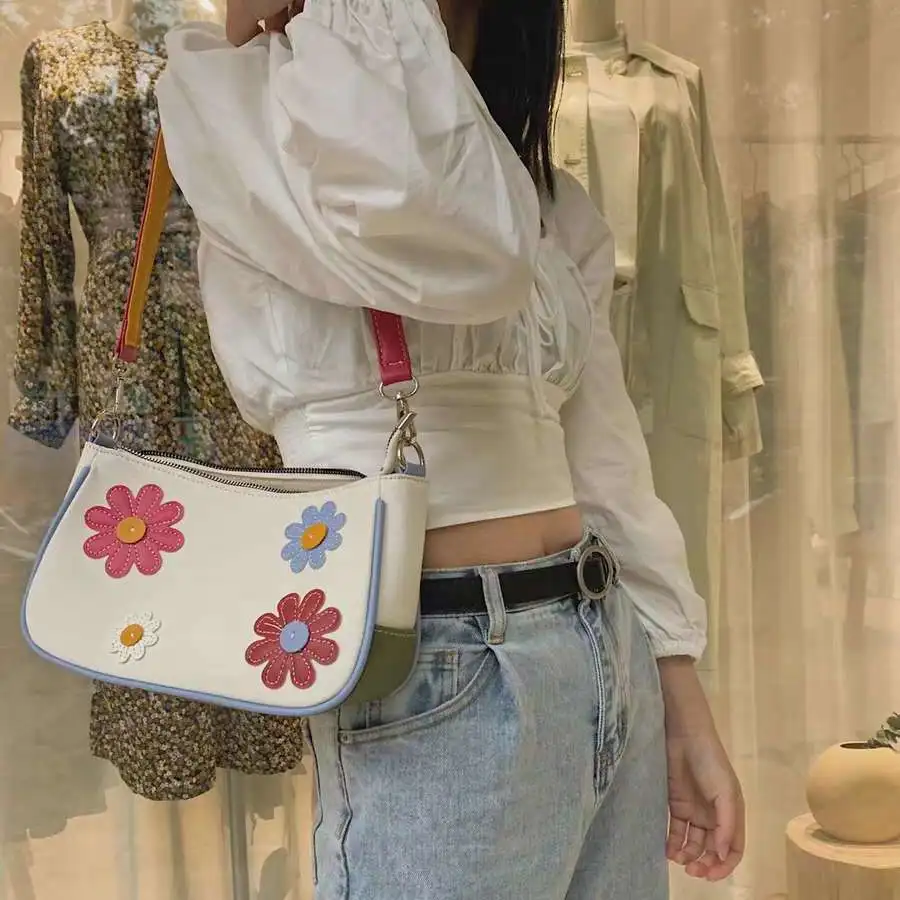 

Lovely Female Single Shoulder Bag Fashion Design Ladies Small Square Underarm Bags Simple Women Flowers Handbags Phone Pouch