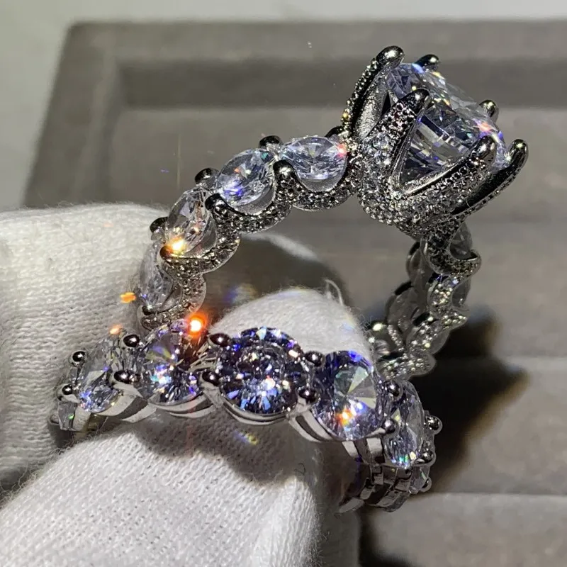 Супер сверкающие Роскошные ювелирные изделия Большой Белый ааааа кубический