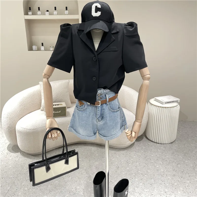 

New Women's Clothing 2021 Summer Temperament Blazer Loose and short small suit top