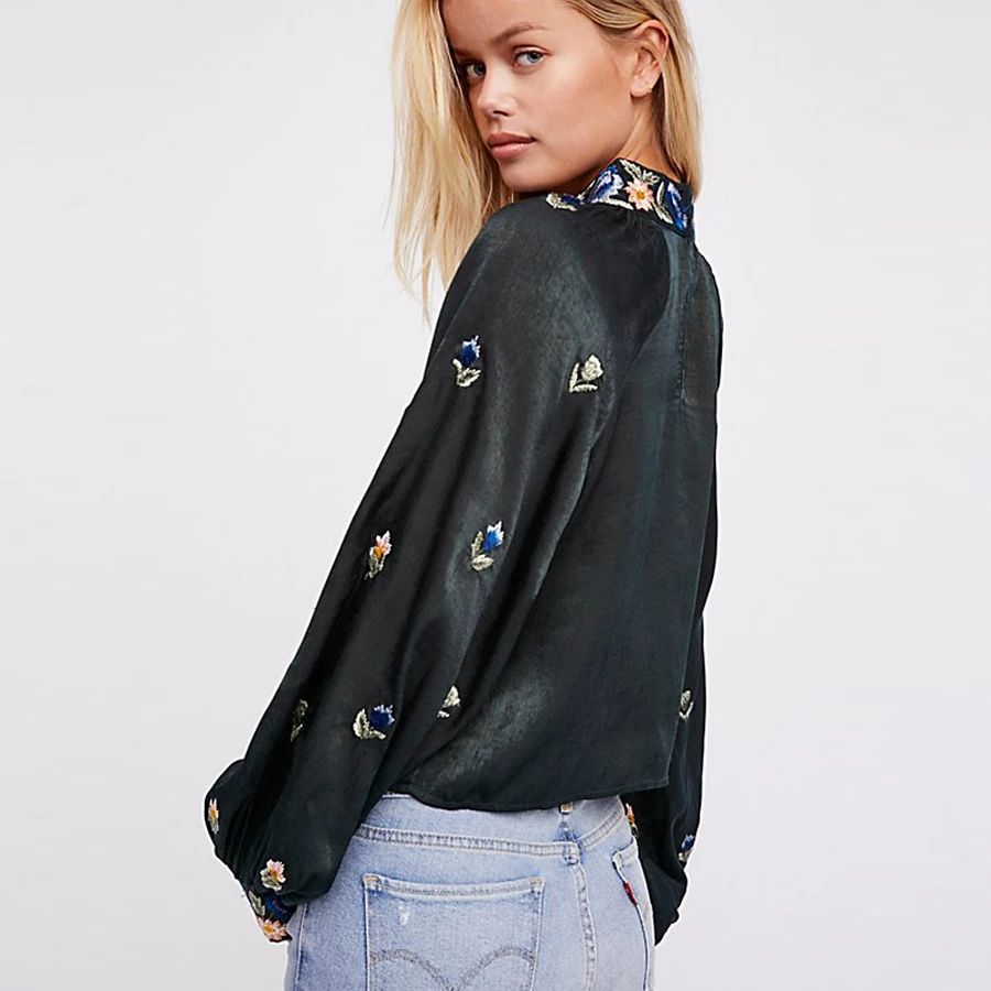 BOHO женские блузки 2019 Цветочная вышитая лампа с длинными рукавами из сатина