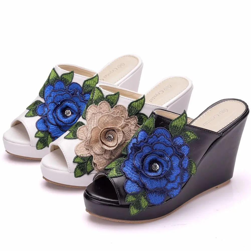

Small Size Temperament Sandals And Slippers For Women Summer Fashion Flowers Wedges High Heels Stiletto Slides Shoes A0155