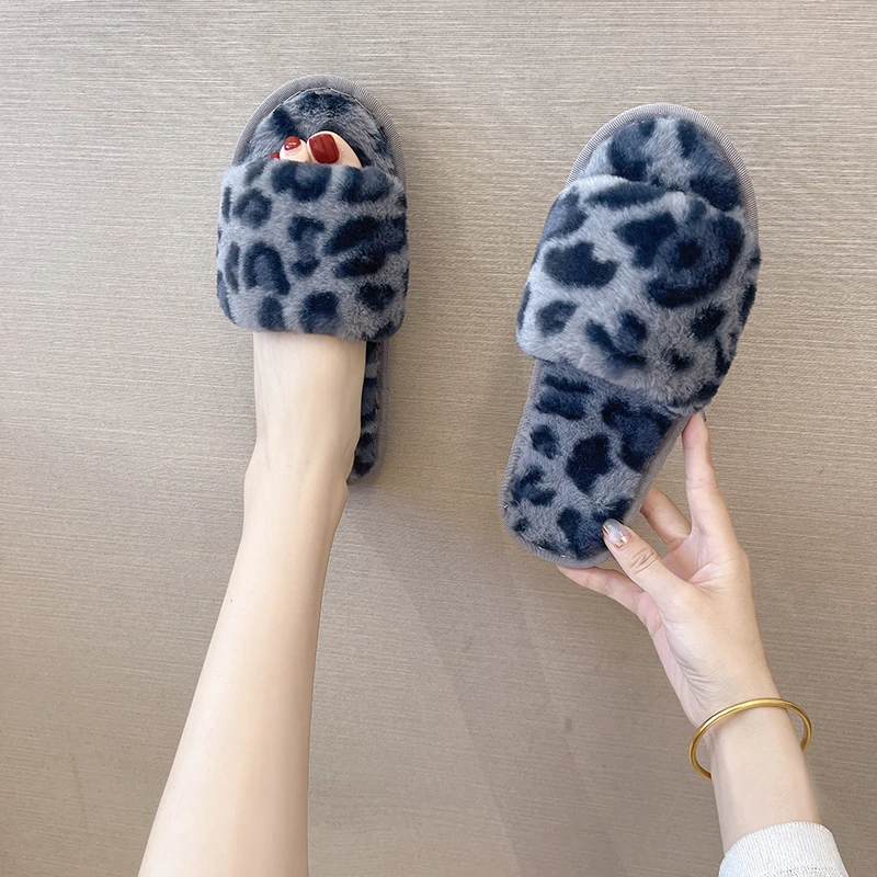 

2021 Autumn and Winter New One-word Drag Leopard Print Plus Velvet Warmth Fur Fashion Flat-bottom Non-slip Cotton Slippers Women