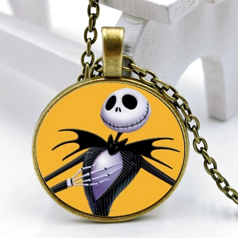 

2020 New Movie Surrounding Mr. Skull 3 Color Necklace Glass Convex Round Personality Badge Pendant Necklace Gift Wholesale