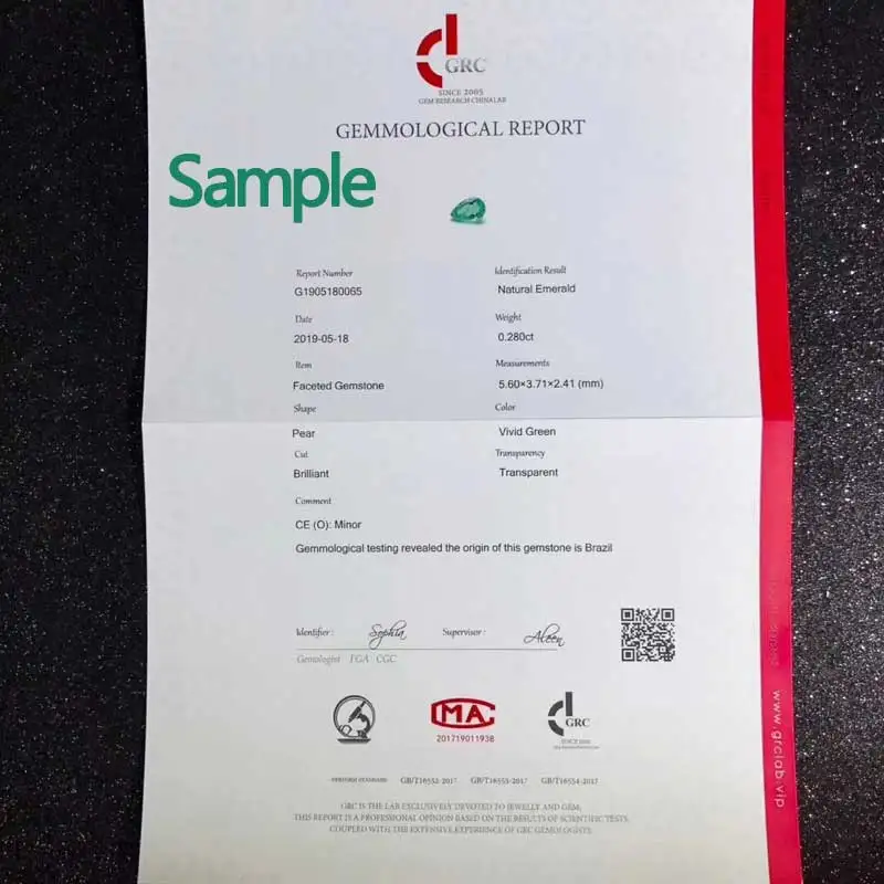 Женское ожерелье из серебра 18 К с натуральным изумрудом