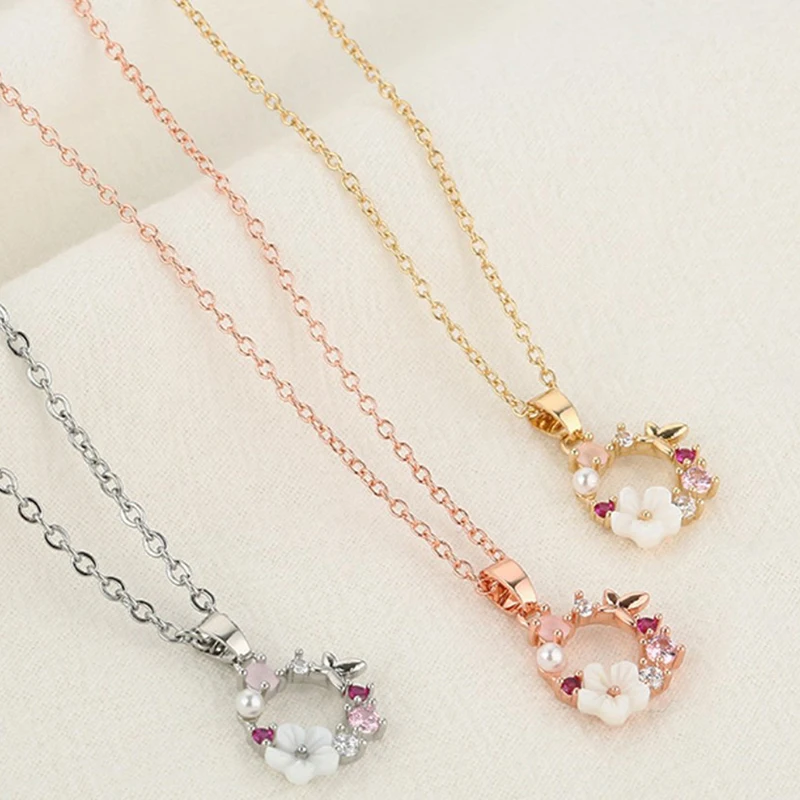 

1PC Fashion Creative Butterfly Flowers Necklace Zircon Crystal Pearl Shell Garland Pendant Necklace Women Jewelry Accessories