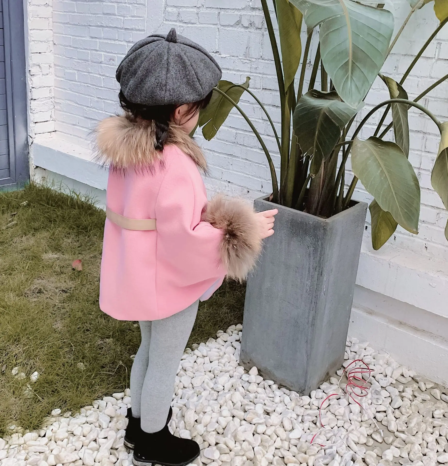 

Winter Children Spanish Boutique Wool Coat with Real Fur Girls Christmas New Year Outerwear Woolen Cape Pink Red Cloak