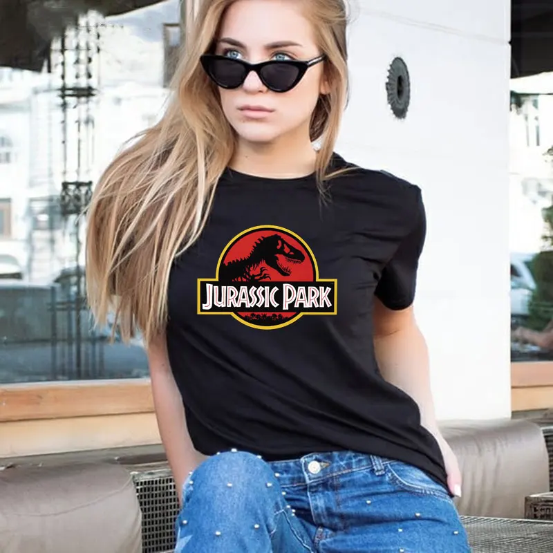 Женская футболка с коротким рукавом и надписью Jurassic Park | одежда