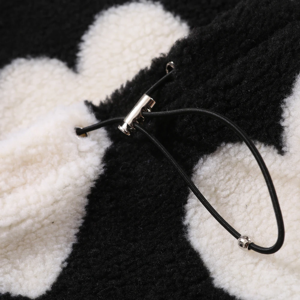 

Cute Heart-shaped Print Lambswool Winter Jacket Men Drawstring Pockets Zipper Hooded High Street Warm Couple Streetwear