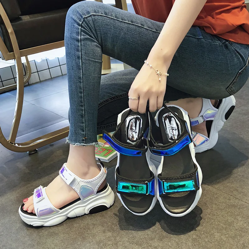 Женские летние спортивные уличные сандалии Пляжная обувь на толстой подошве