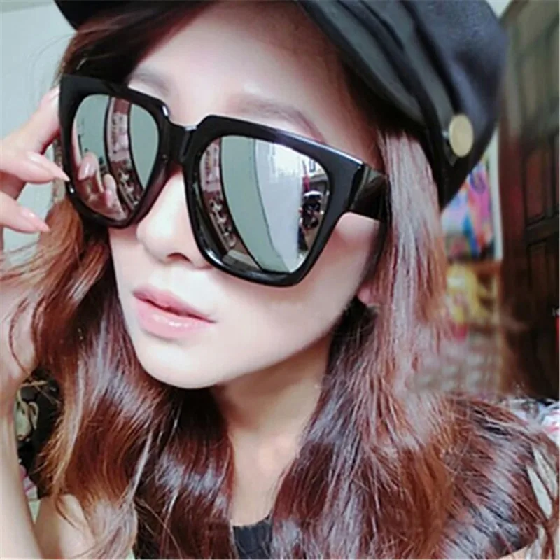 

New fashion square sunglasses men and women tide color film reflective sunglasses bright sun glasses wholesale