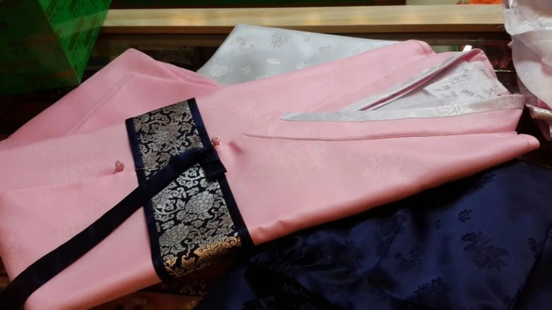 Роскошная пара набор ханбок на заказ Корейская национальная невеста жених