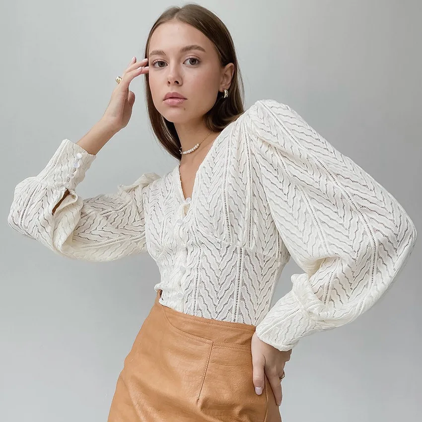 

Sexy V Neck Lantern Sleeve Lace Blouse Women Vintage Single Breasted Slim Top Office Lady Elegant Solid All Match Chic Shirt New