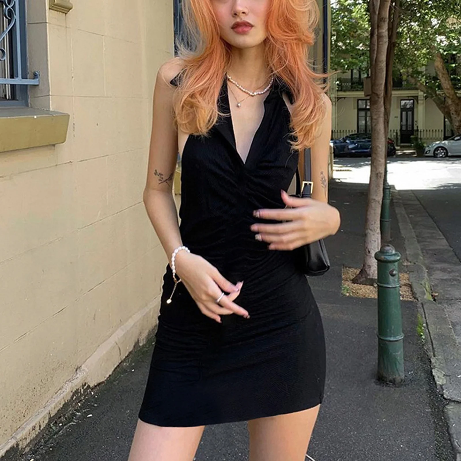 

Women Close-fitting Dress Black Solid Color Sleeveless Halter Neck S/ M/ L