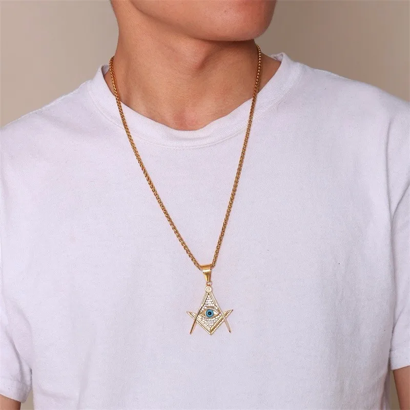 Кулон в виде пирамиды из нержавеющей стали с фианитом | Украшения и аксессуары