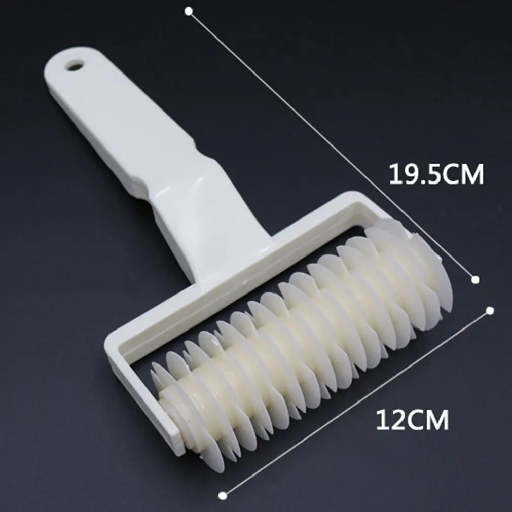

2018 Plastic Baking Tool Pizza Pastry Lattice Roller Cutter Pull Net Wheel Knife for Dough Cookie Pie Craft Kitchen Accessories