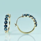 Серьги-кольца женские из серебра с натуральным круглым лондонским голубым топазом